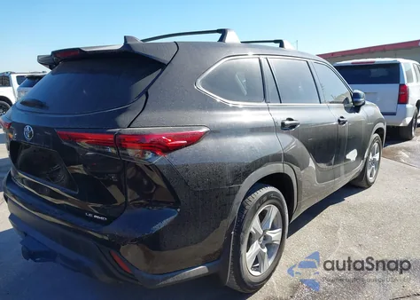 2021 Toyota Highlander Le from USA, damaged, VIN 5TDBZRBHXMS102320